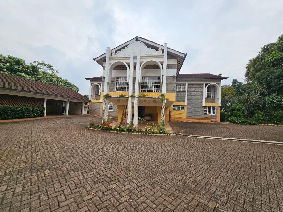 5 Bed House with En Suite in Muthaiga - 1