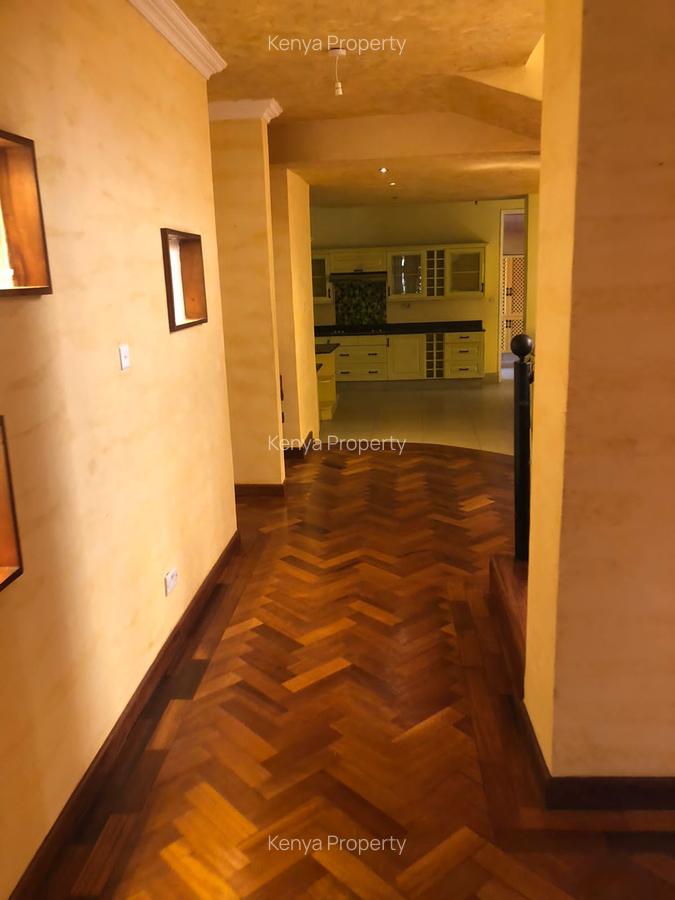 4 Bed Townhouse with En Suite at Fana Road - 10