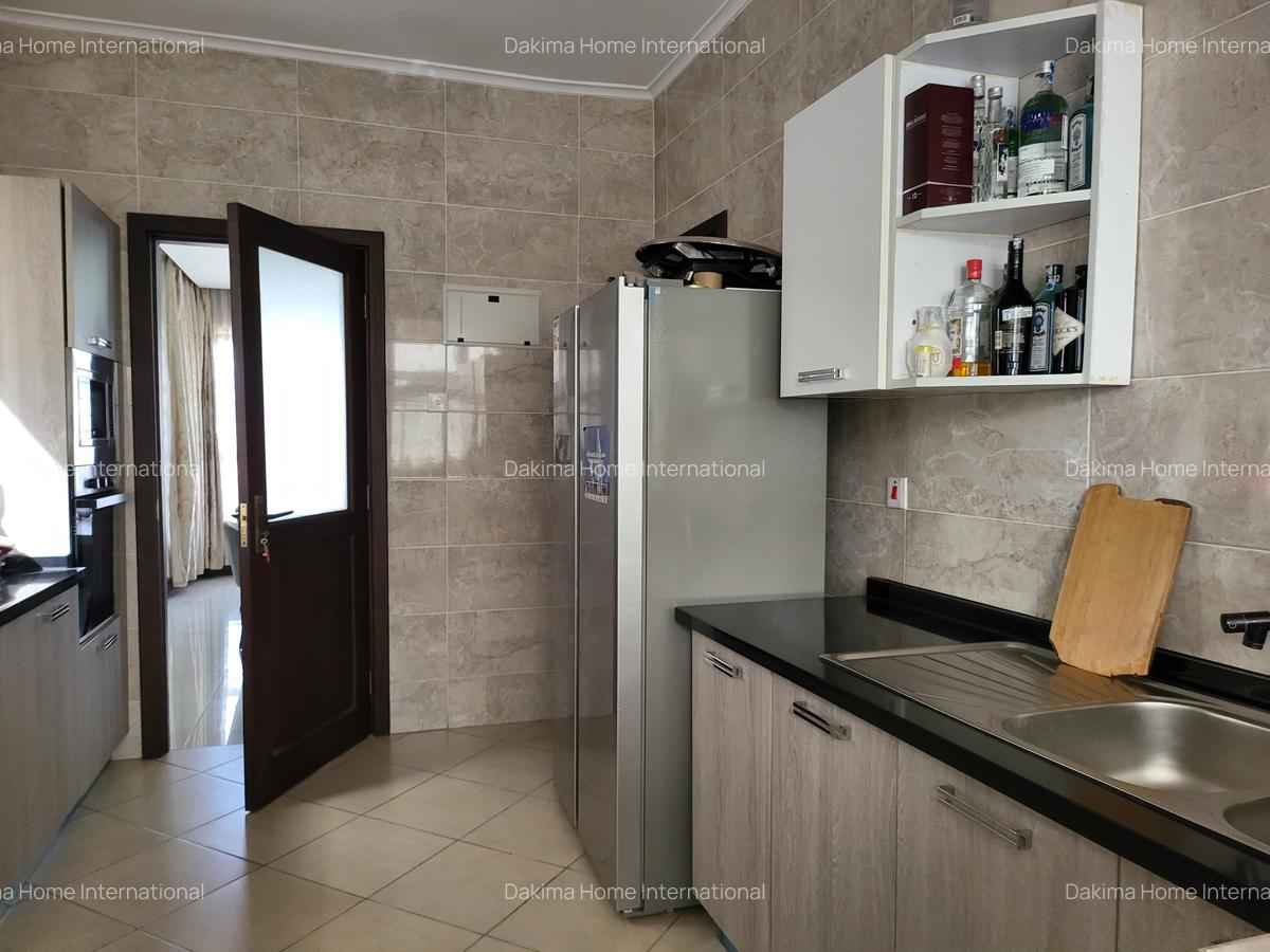 3 Bed Apartment with En Suite in General Mathenge - 3