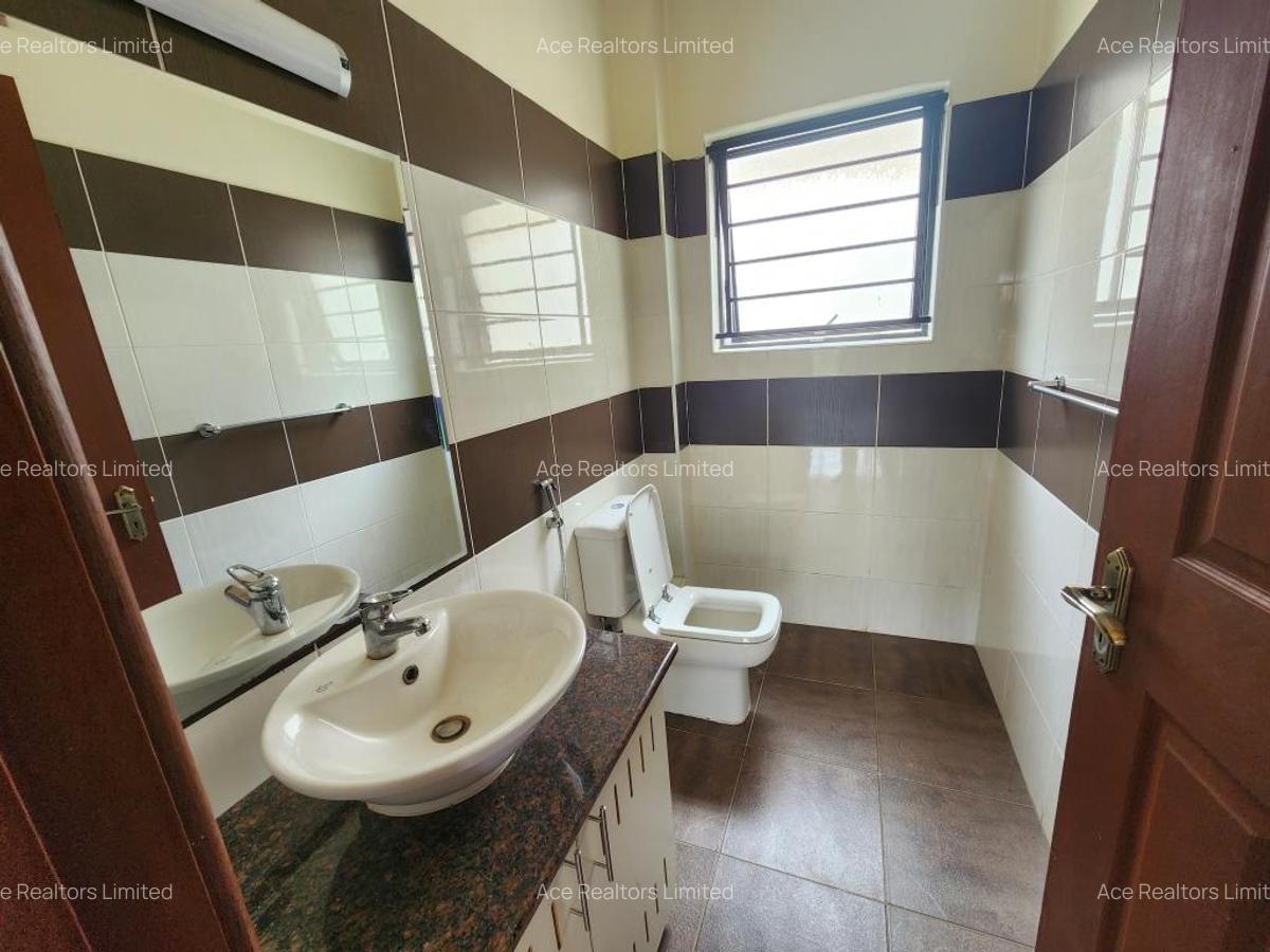 2 Bed Apartment with En Suite at Mvuli Road - 12