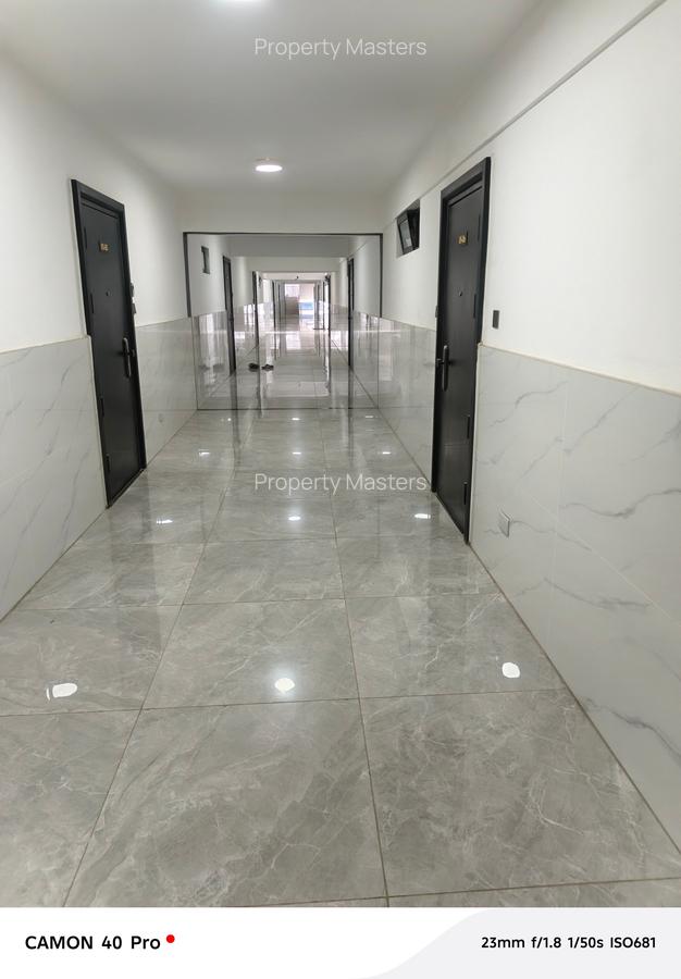 2 Bed Apartment with En Suite at Arwings Kodhek - 5