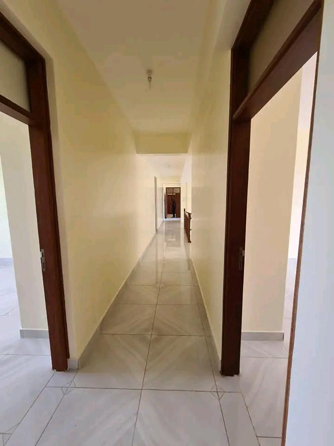 3 Bed Apartment with En Suite at Kasuku Road - 7