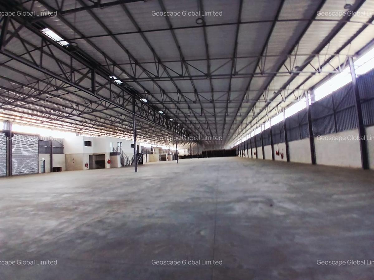 30,000 ft² Warehouse with Parking in Ruiru - 8