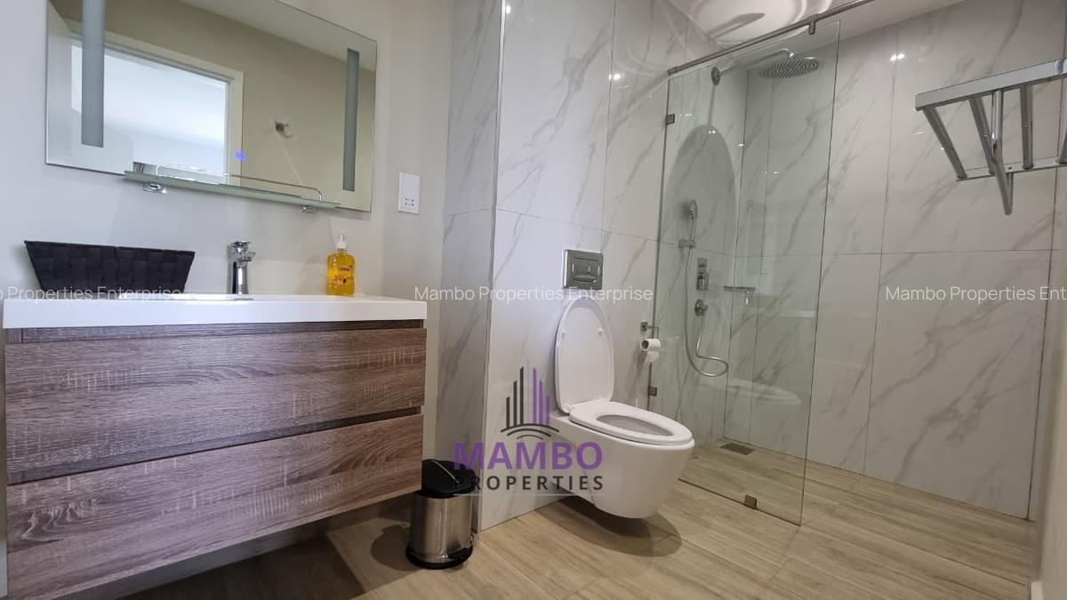 Serviced 2 Bed Apartment with En Suite at Riverside Dr - 15