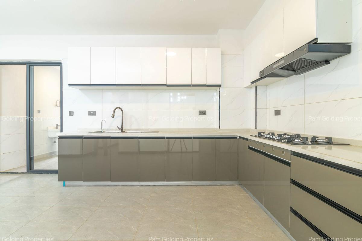 Furnished 4 Bed Apartment with En Suite in Kileleshwa - 1