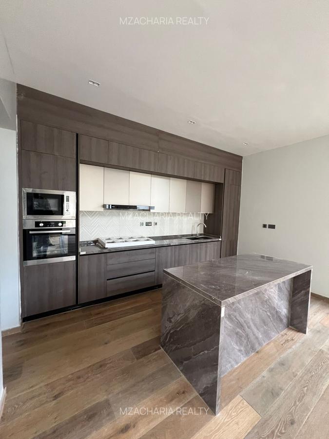 5 Bed Townhouse with En Suite in Runda - 10