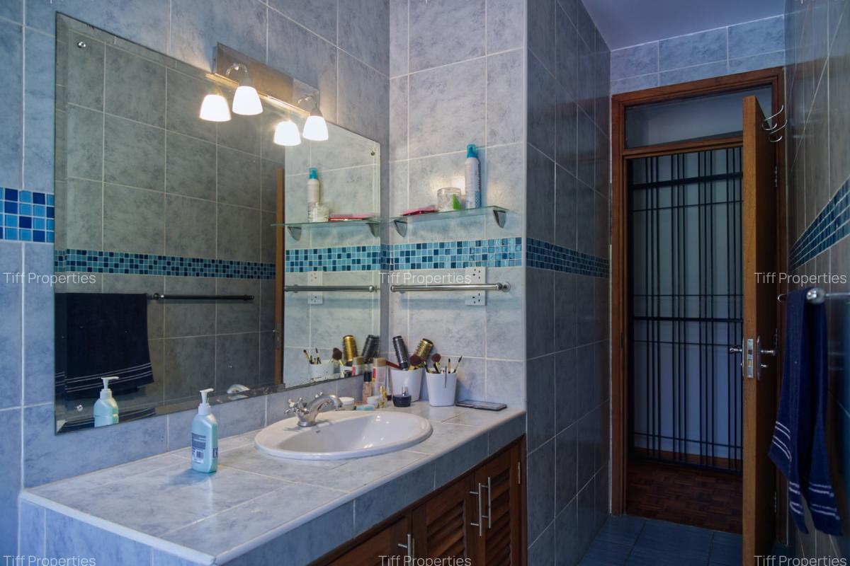 3 Bed Apartment in Lavington - 12