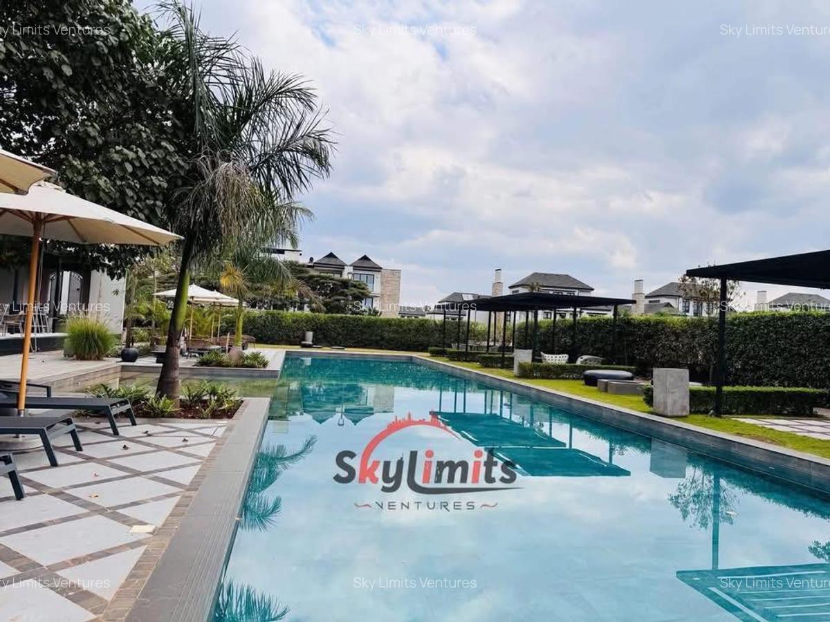 5 Bed Villa with En Suite in Runda - 14