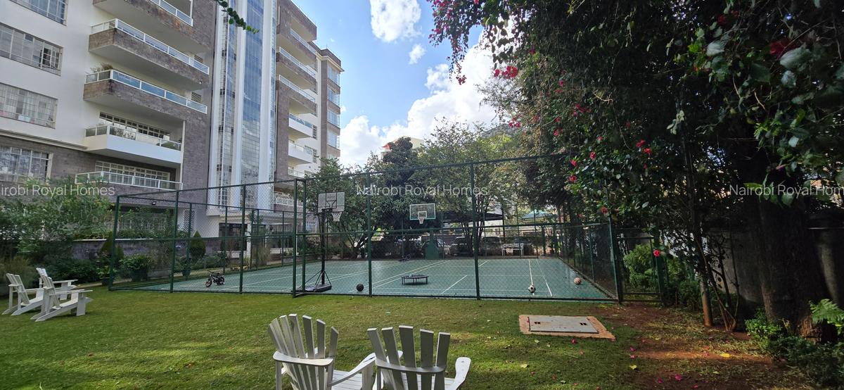 3 Bed Apartment with En Suite at Valley Arcade - 2