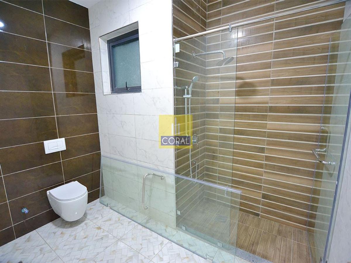 1 Bed Apartment with En Suite in Lavington - 8