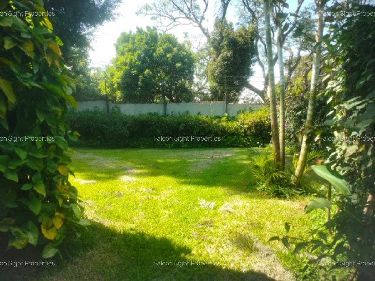 4 Bed Townhouse with Staff Quarters at Few Minutes Drive To Gigiri - 4