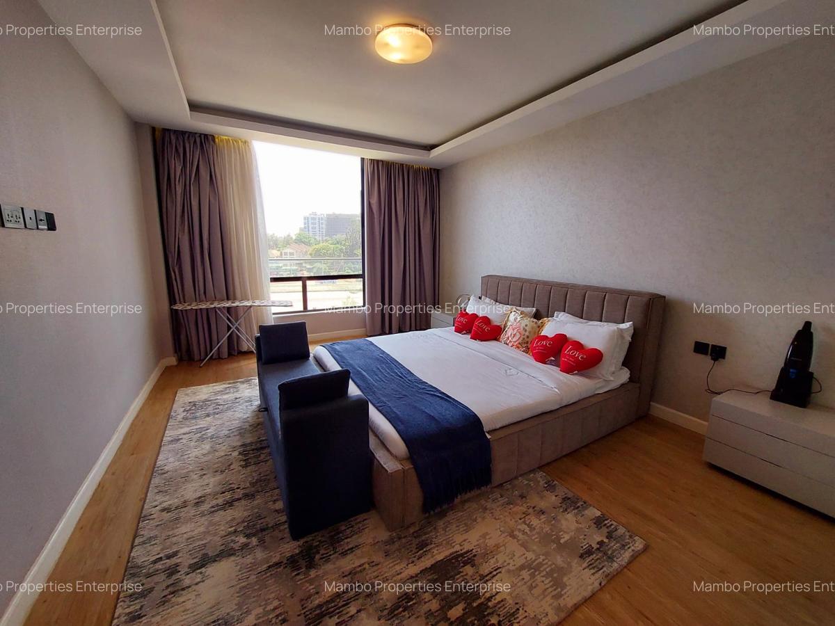 Furnished 2 Bed Apartment with En Suite at Brookside Drive - 15