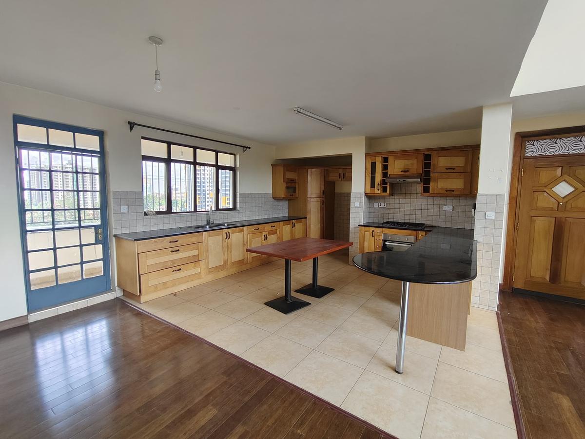 Serviced 5 Bed Apartment with En Suite in Kilimani - 4