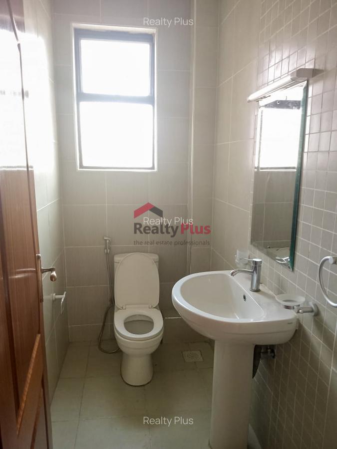 2 Bed Apartment with En Suite in Kilimani - 8
