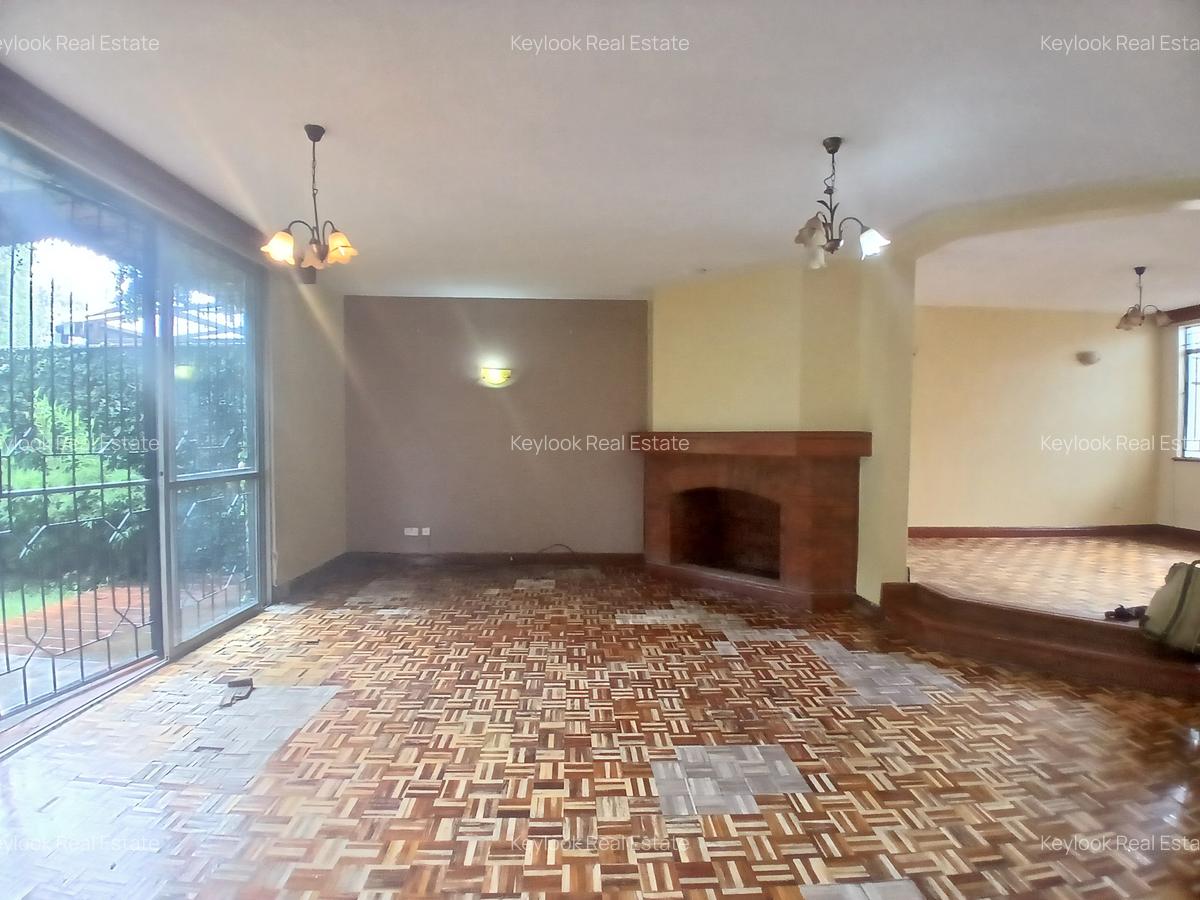 4 Bed Townhouse with En Suite at Lavington Green - 17