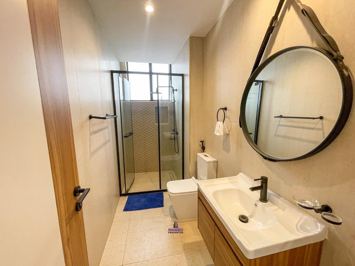 Serviced 2 Bed Apartment with En Suite at Brookside Drive - 12