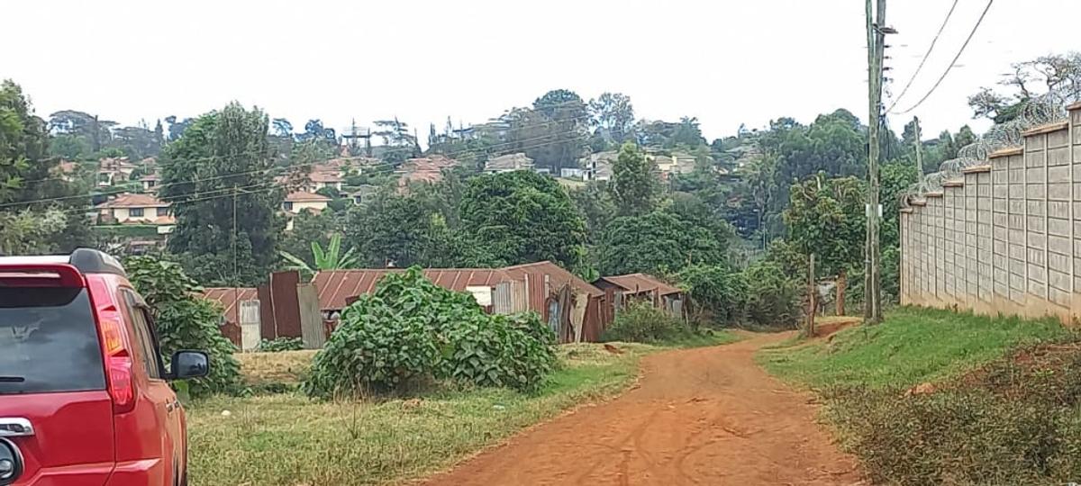 0.75 ac Land at Thindigua - 10