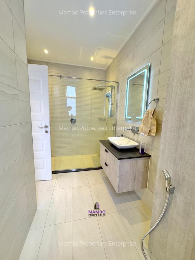 2 Bed Apartment with En Suite at Rhapta Rd - 10