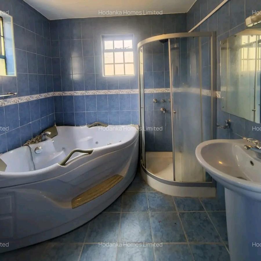 Serviced 3 Bed Apartment with En Suite in Lavington - 8