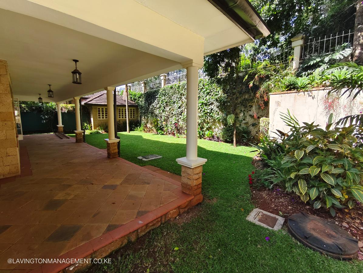 5 Bed Townhouse with En Suite at Lavington Green - 2