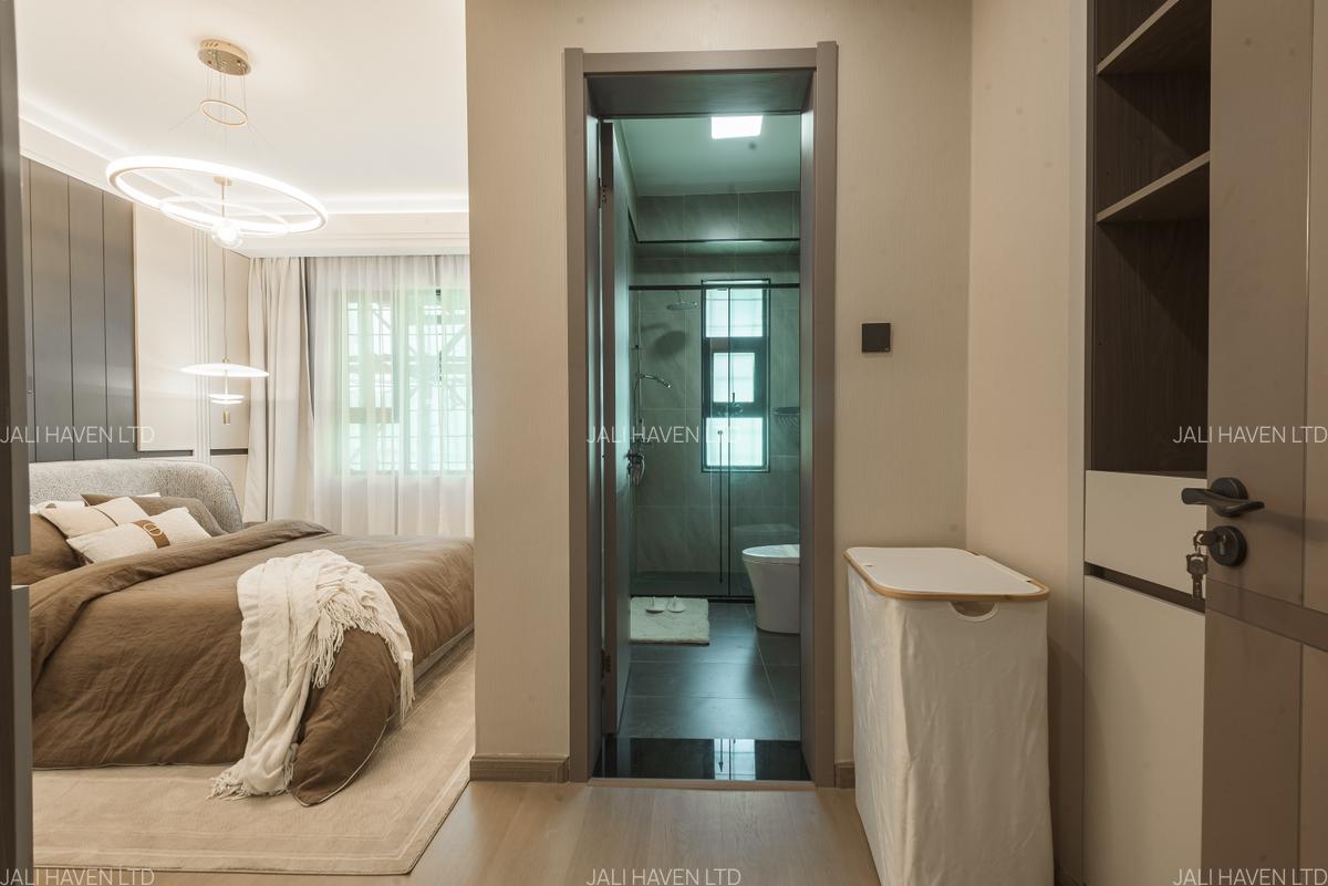 5 Bed Apartment with En Suite in Kileleshwa - 18