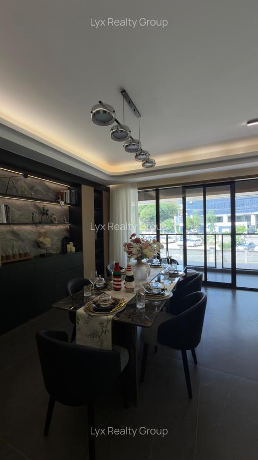 3 Bed Apartment with En Suite in Lavington - 4