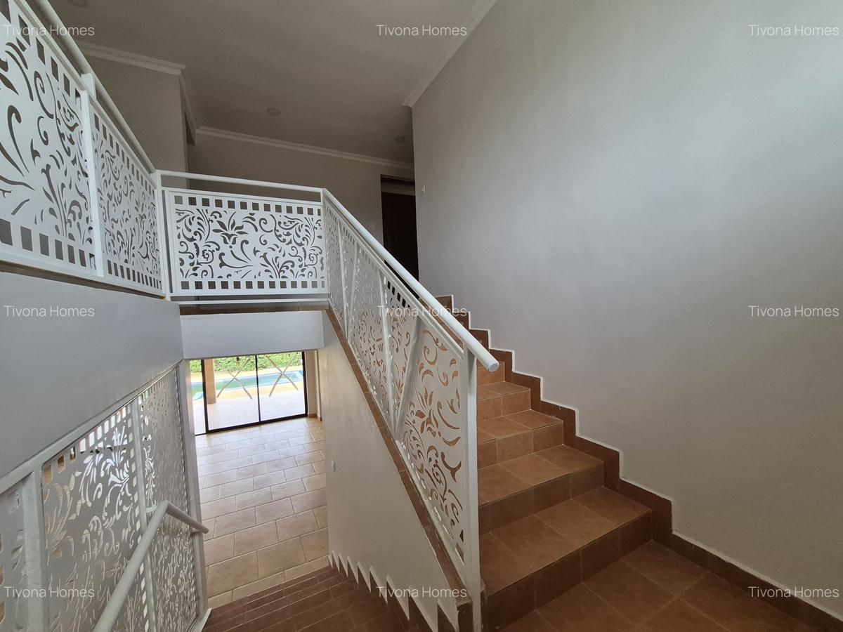 4 Bed House in Kiambu Road - 14