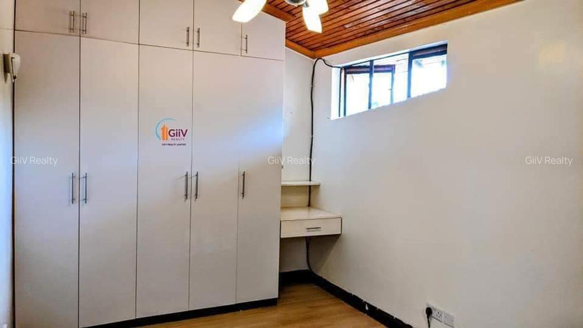 2 Bed Apartment with En Suite in Westlands Area - 7