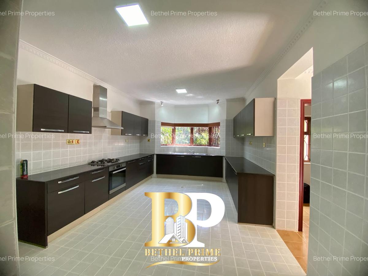 6 Bed Townhouse with En Suite in Runda - 13