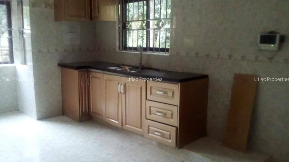 5 Bed Townhouse with En Suite in Lower Kabete - 10