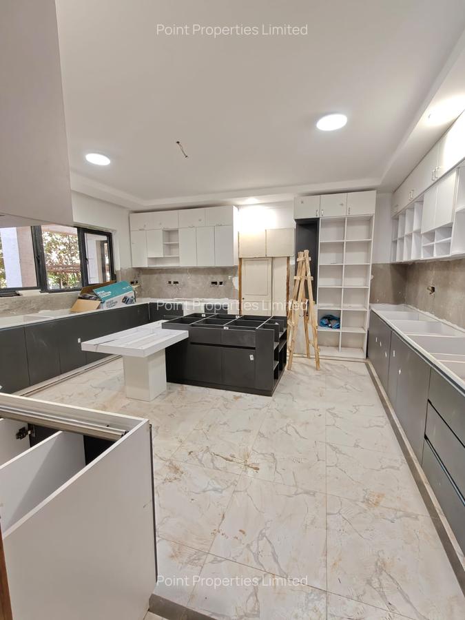 9 Bed Villa with En Suite in Karen - 7