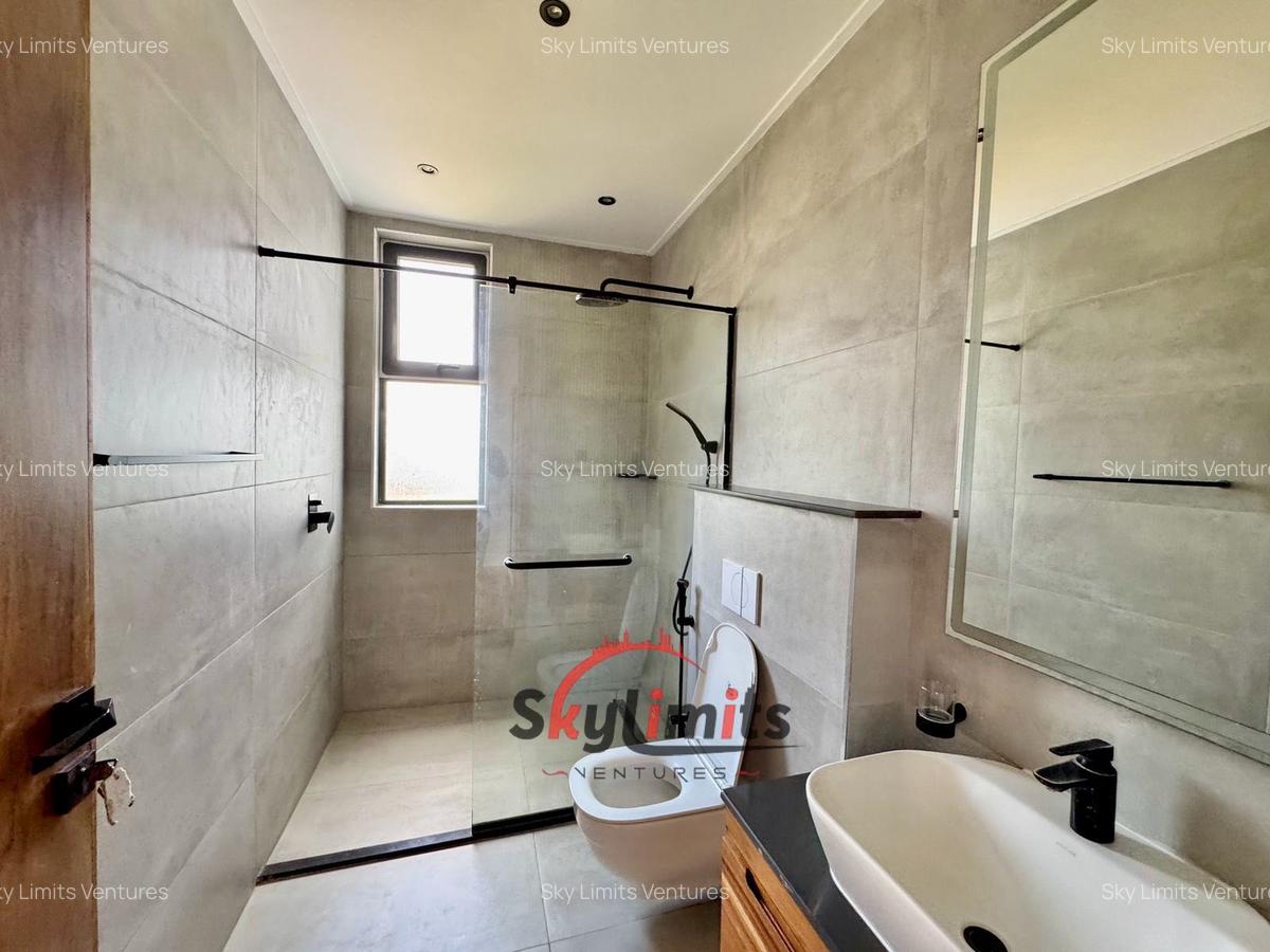 4 Bed Apartment with En Suite at Peponi Rd - 8