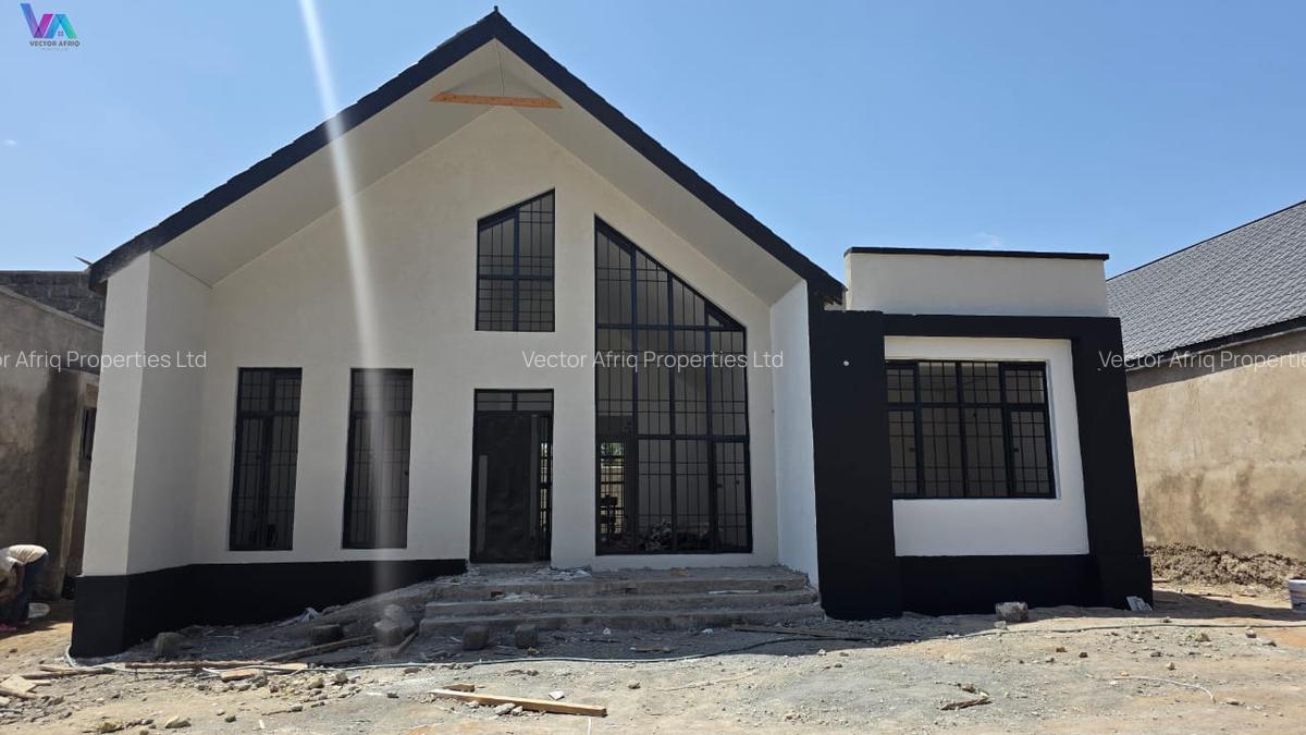 4 Bed Townhouse with En Suite in Kitengela - 1