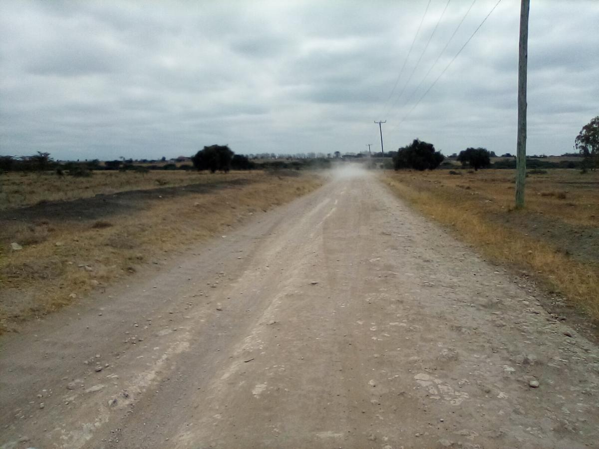 30 ac Land at Off Namanga Rd - 1