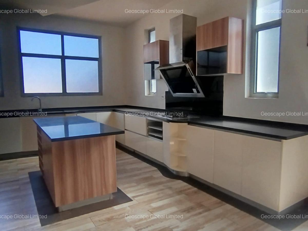 5 Bed House with En Suite in Karen - 12