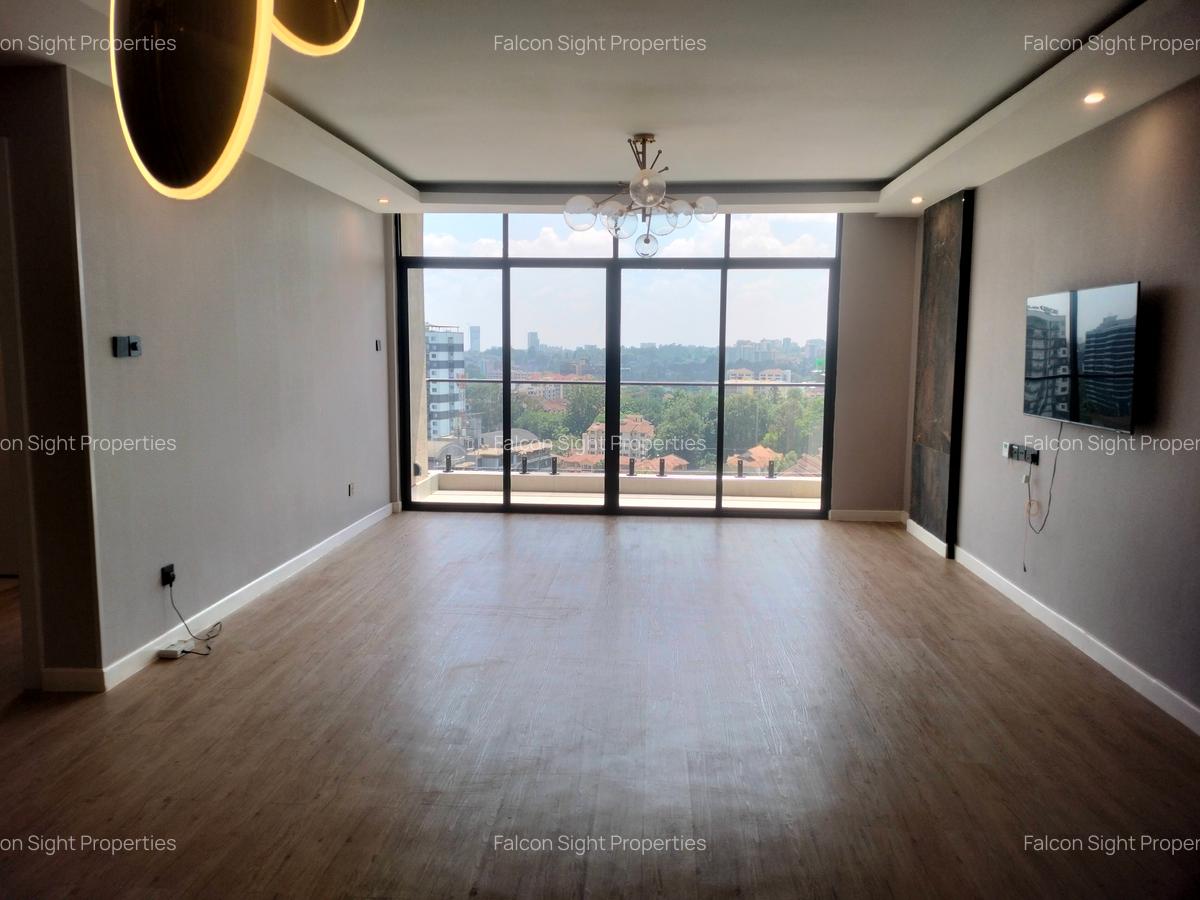 2 Bed Apartment with En Suite at Few Minutes Drive To Un Headquarters - 5