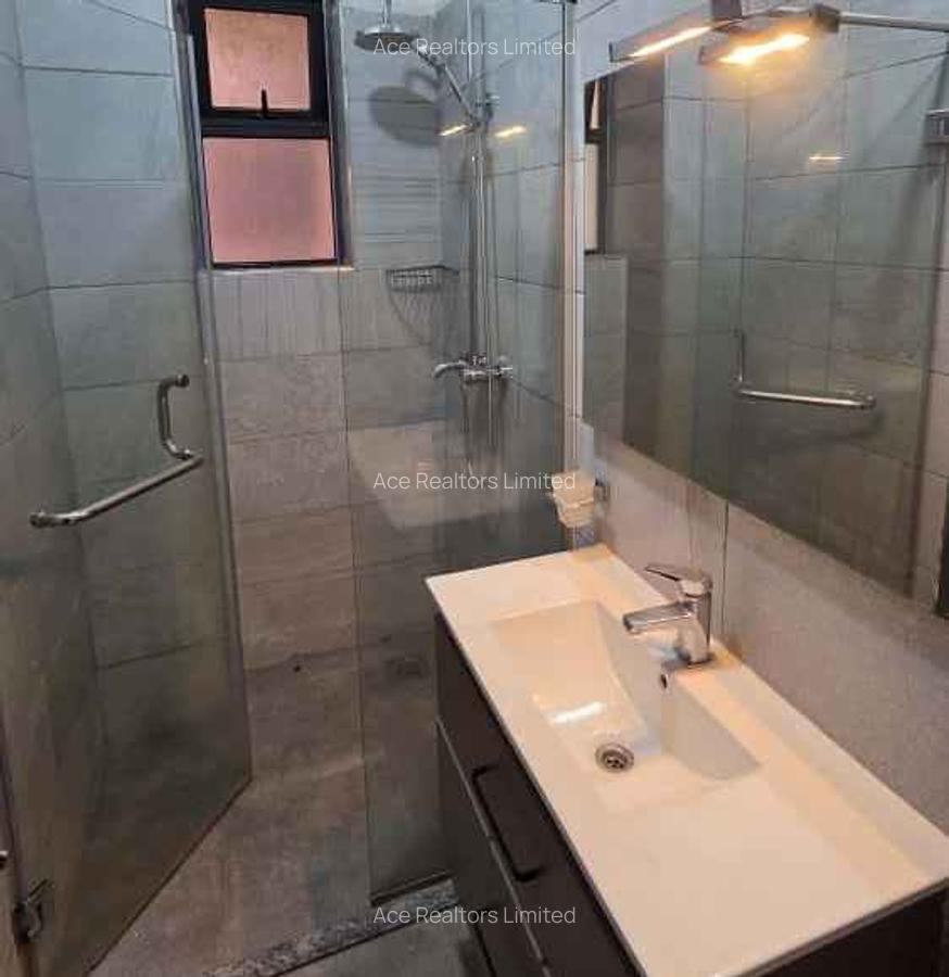 3 Bed Apartment with En Suite at City Park - 7