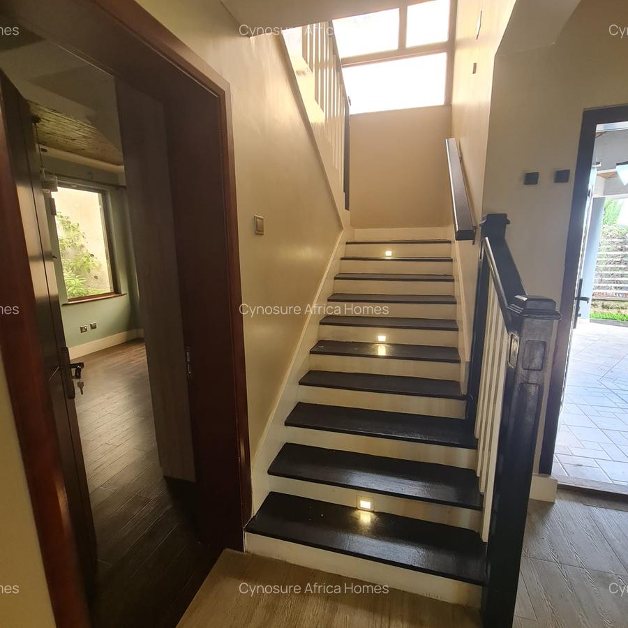 5 Bed Townhouse with En Suite at Karen - 7