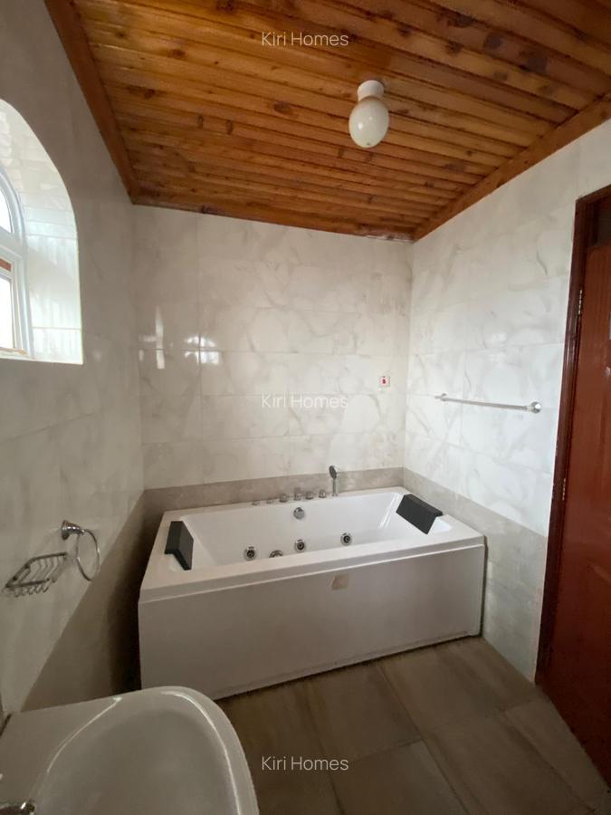 5 Bed Townhouse with En Suite in Nyari - 7