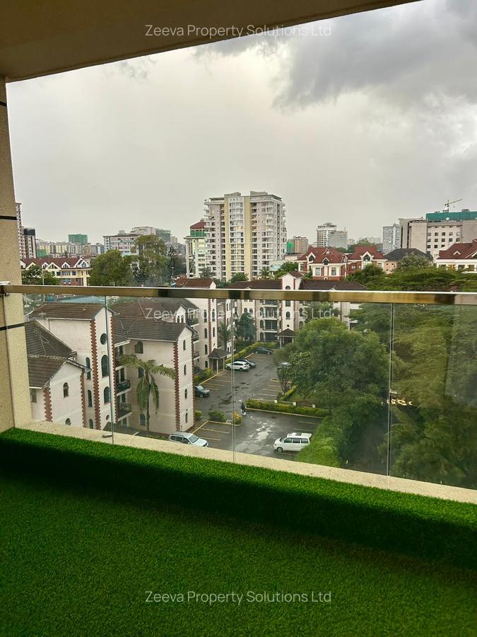 Serviced 2 Bed Apartment with En Suite in Kilimani - 9