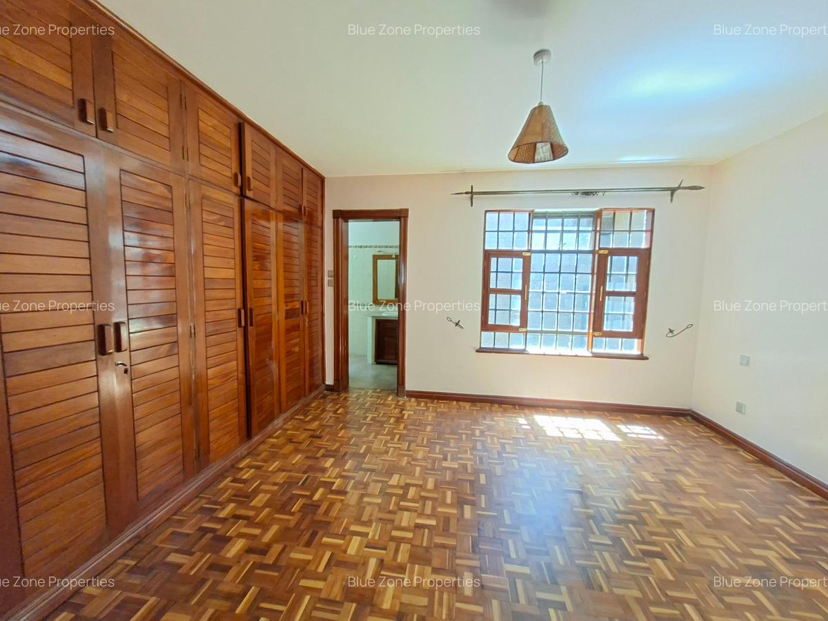 4 Bed Townhouse with En Suite at Off Peponi Rd - 8