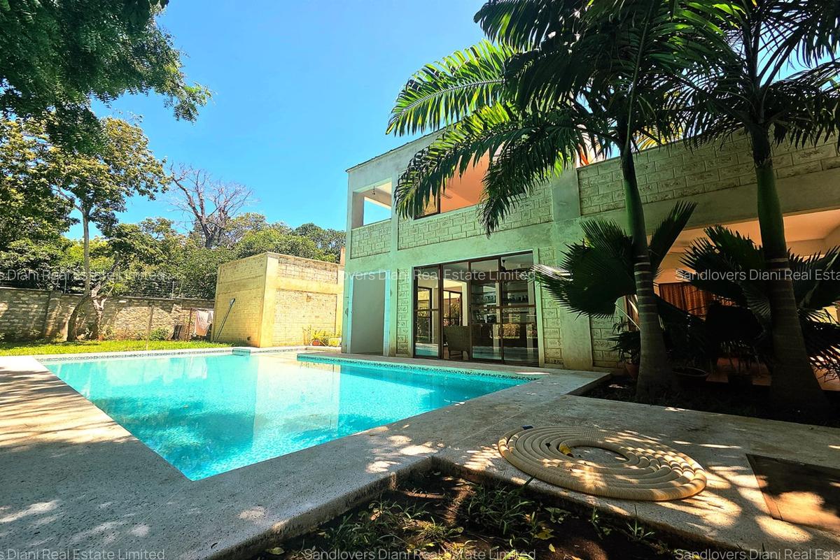 4 Bed Villa with En Suite in Diani - 5