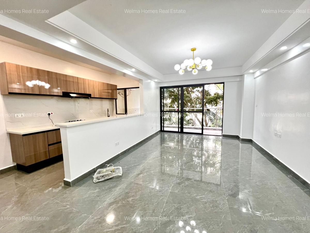 2 Bed Apartment with En Suite in Riverside - 5
