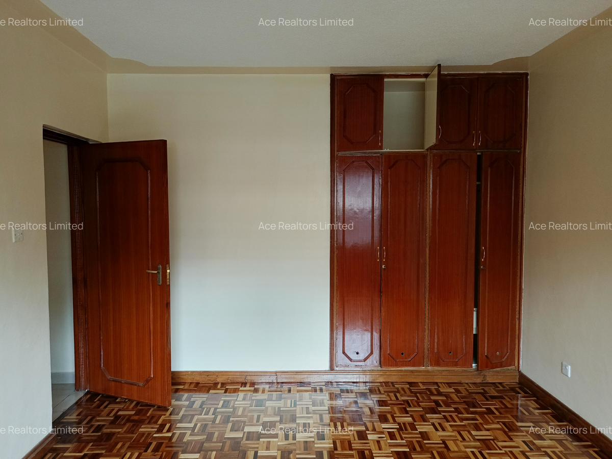 3 Bed Apartment with En Suite at Westlands Avenue - 6