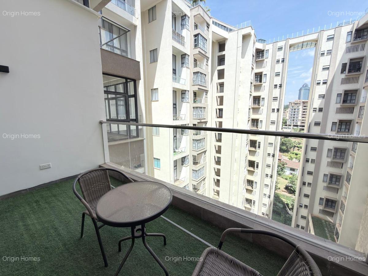 4 Bed Apartment with En Suite at Riverside Drive - 3