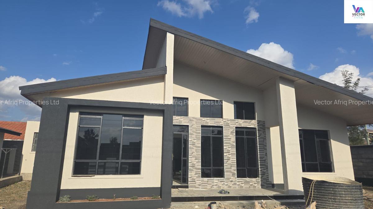 3 Bed House with En Suite in Kitengela - 1