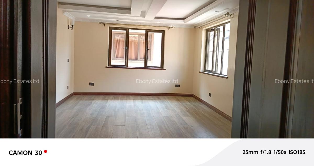 4 Bed Townhouse with En Suite in Lavington - 6