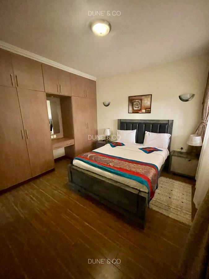 Serviced 2 Bed Apartment with En Suite in Brookside - 14