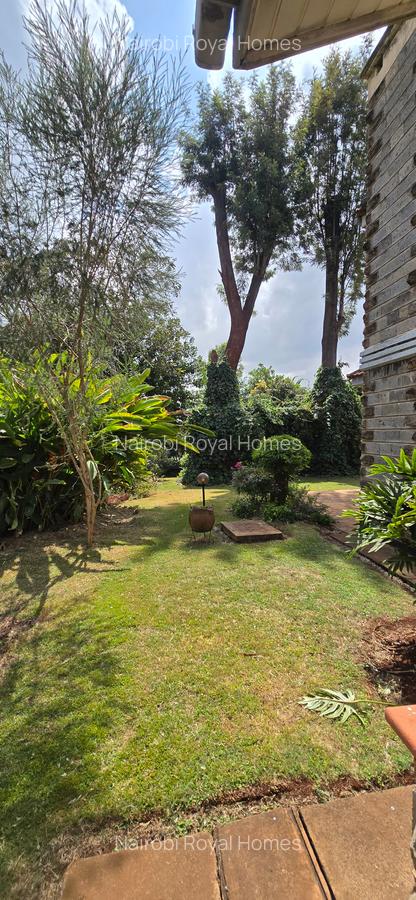 4 Bed House with En Suite at Rosslyn Heights - 5