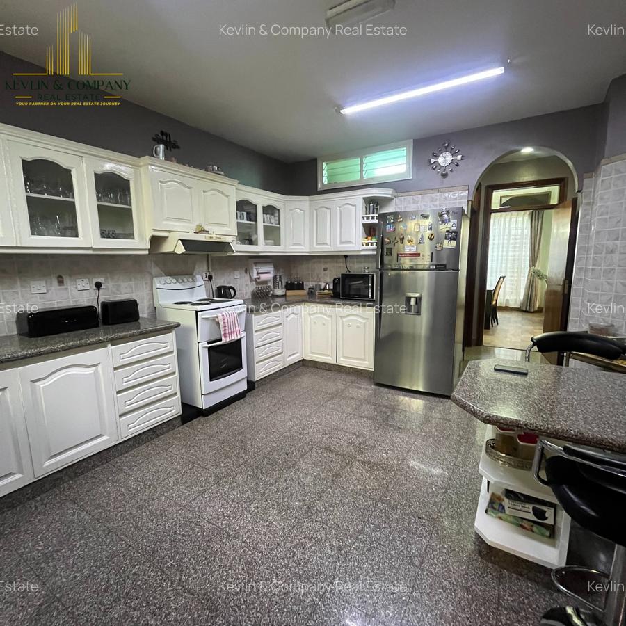 4 Bed Villa with En Suite at Riverside Drive - 19